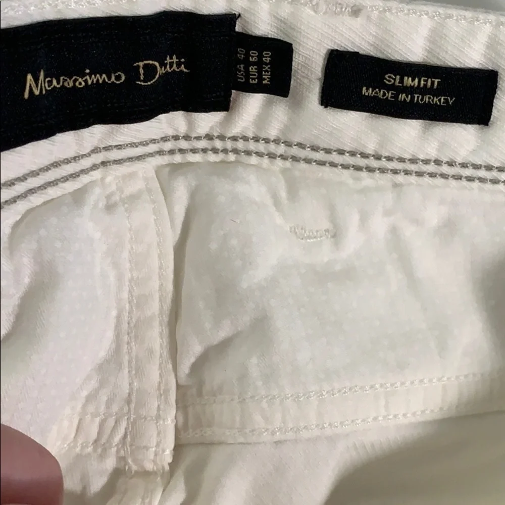 NWOT. Massimo Dutti White Trousers. Size 40.